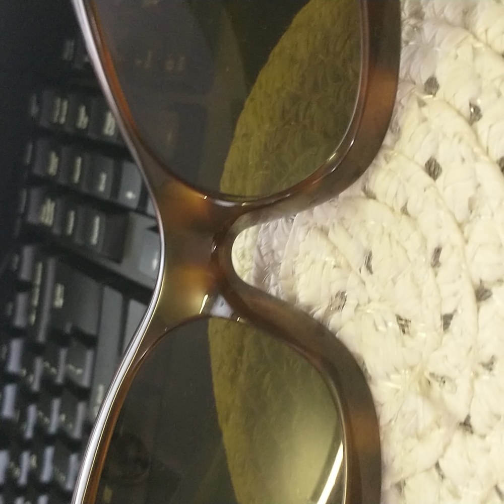 Versace Shades! - Picture 3 of 8